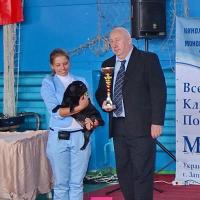 Лучшая Сука Окраса класс победителей ZHASINDA KNYAZHNA RODOM IZ MOPSLANDII - Чемпион Клуба